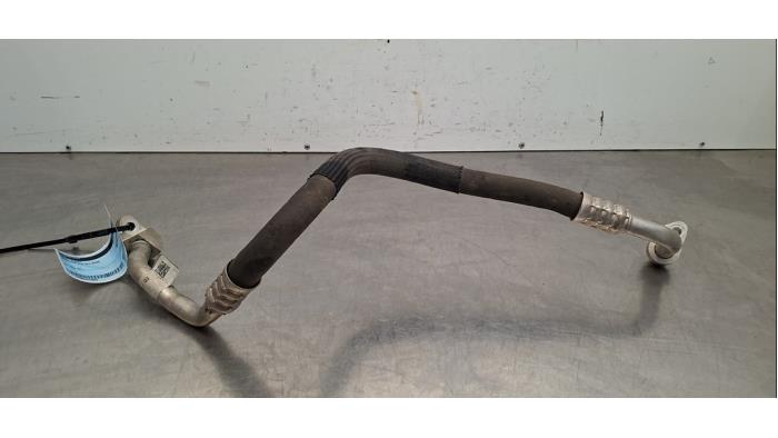 Tuyau clim Mercedes CLA