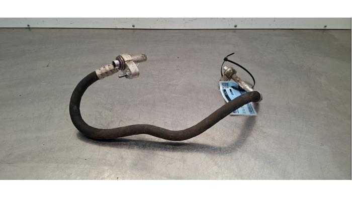 Tuyau clim Mercedes CLA