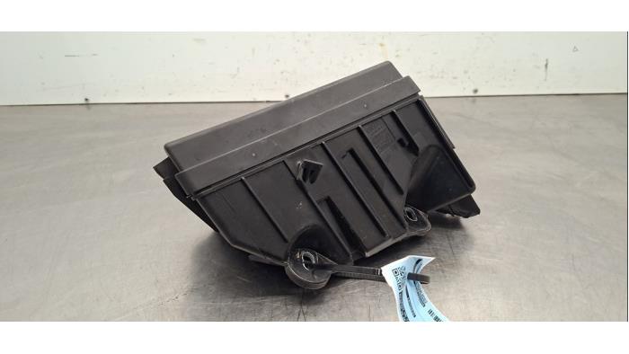Boîte à fusibles Volkswagen Tiguan