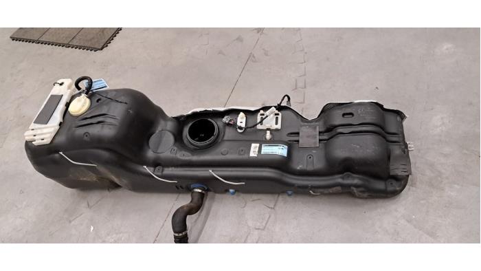 Réservoir de carburant Renault Master