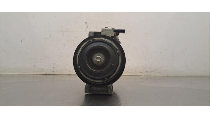 Pompe clim Mercedes G-Klasse