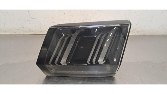 Feu arrière droit Peugeot 3008