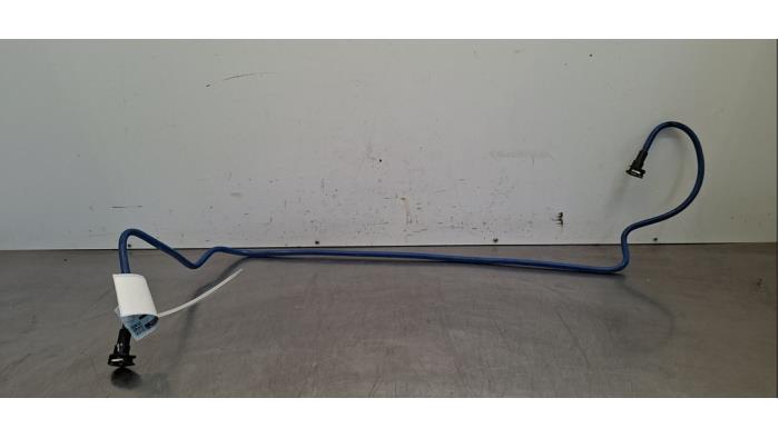 Conduit de carburant Mercedes GLC-Klasse