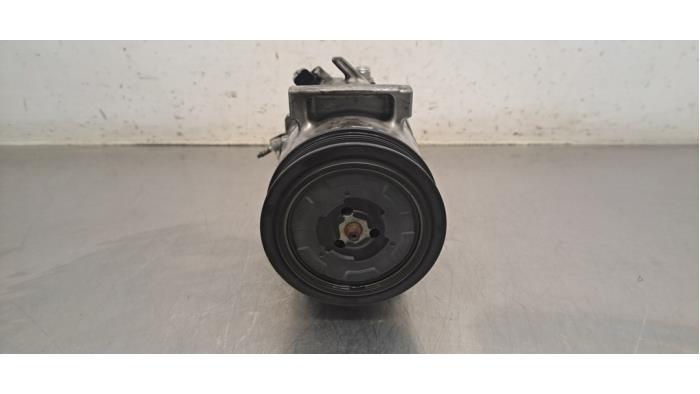 Pompe clim Opel Corsa