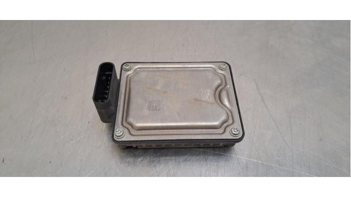 Capteur radar Tesla Model 3