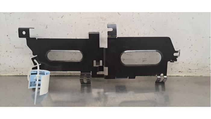 Support (divers) Mercedes G-Klasse