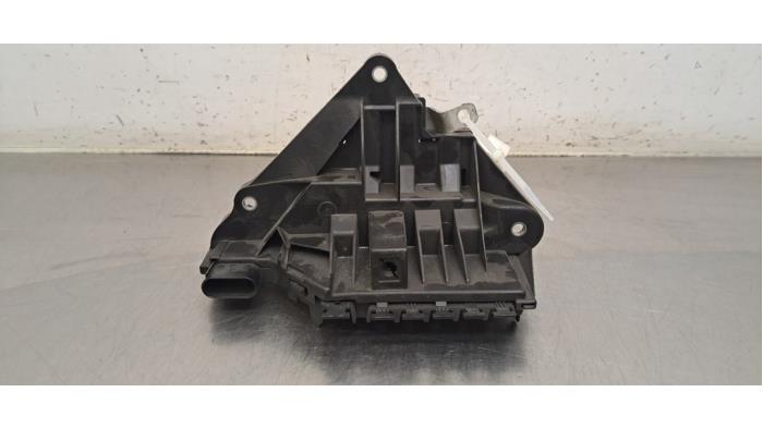 Boîte à fusibles Mercedes G-Klasse