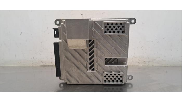 Amplificateur radio Mercedes G-Klasse