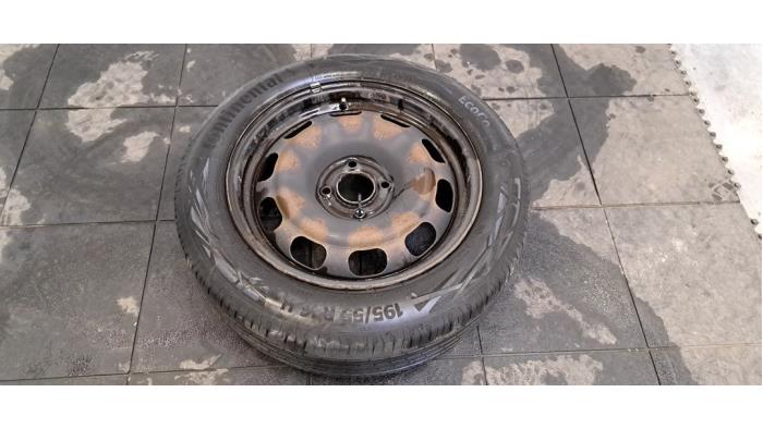 Jante + pneumatique Opel Corsa