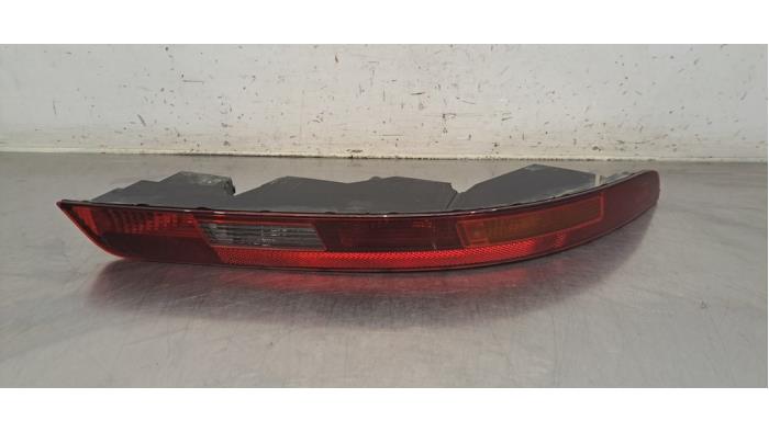 Feu arrière droit Audi Q3