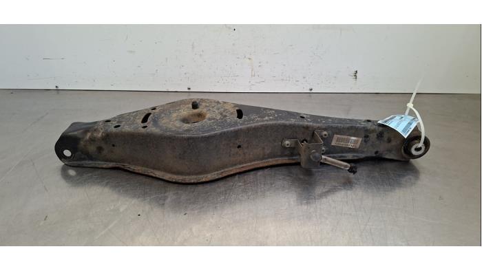 Bras de suspension arrière droit Audi Q3