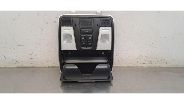 Eclairage intérieur avant DFSK Fengon 5