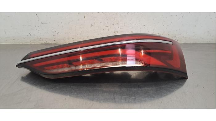 Feu arrière droit DFSK Fengon 5