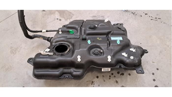Réservoir de carburant Renault Kangoo