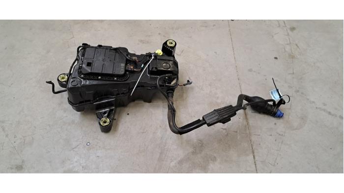 Réservoir Adblue Citroen Berlingo