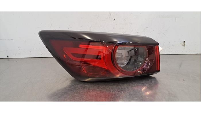 Feu arrière gauche Mazda CX-3