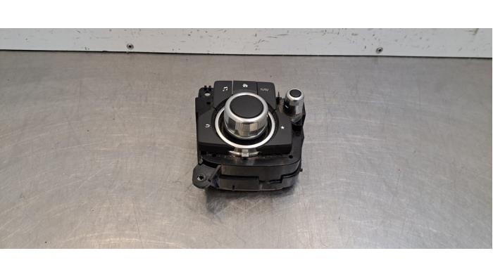 Bouton I-drive Mazda CX-3