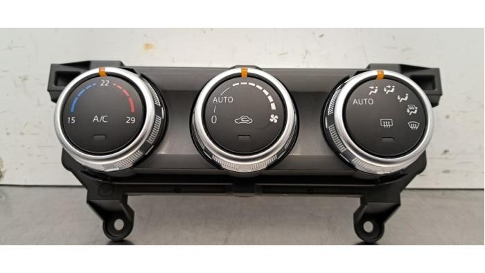 Panneau de commande clim Mazda CX-3