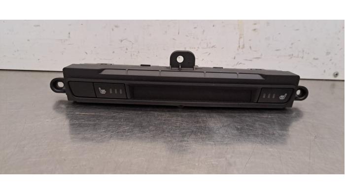 Commutateur chauffage siège Mazda CX-3