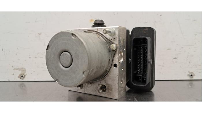 Pompe ABS Mazda CX-3