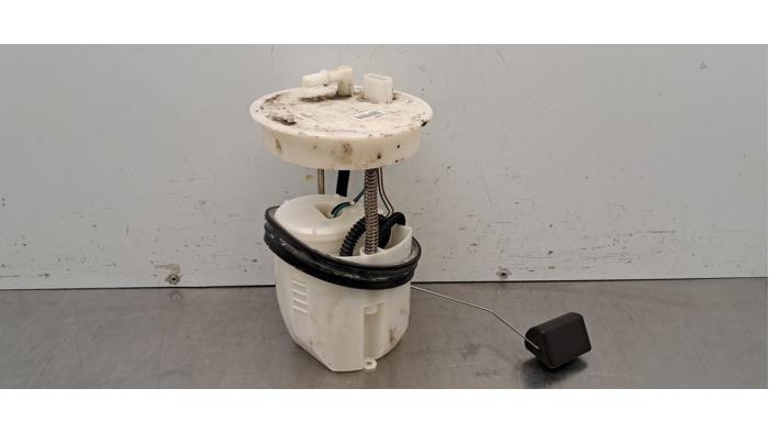 Pompe carburant électrique Mazda CX-3