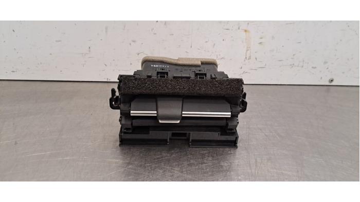 Grille aération tableau de bord Mazda CX-3