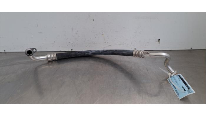 Tuyau clim Peugeot 308