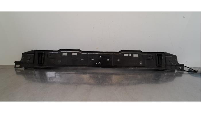 Barre radiateur Peugeot 308