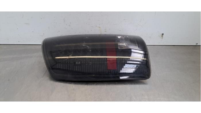 Feu arrière gauche DODGE RAM