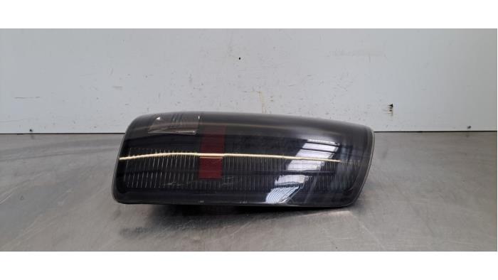 Feu arrière droit DODGE RAM