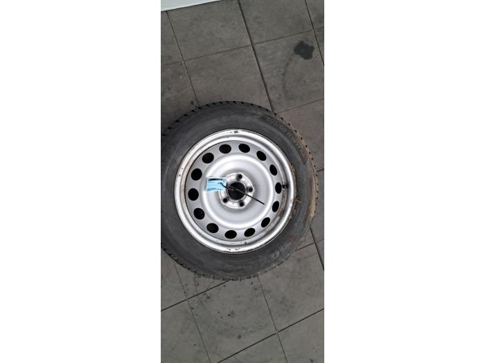 Jante + pneu d'hiver Citroen Berlingo