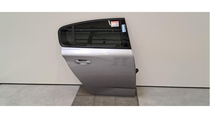 Portière 4portes arrière droite Peugeot 308
