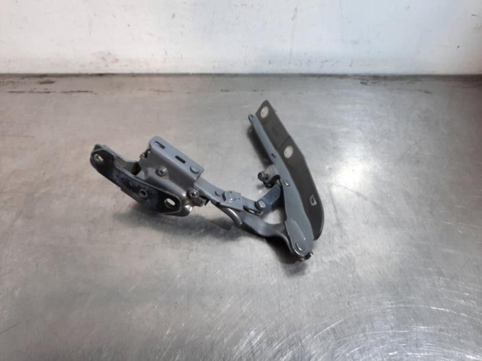 Charnière capot Infiniti QX70