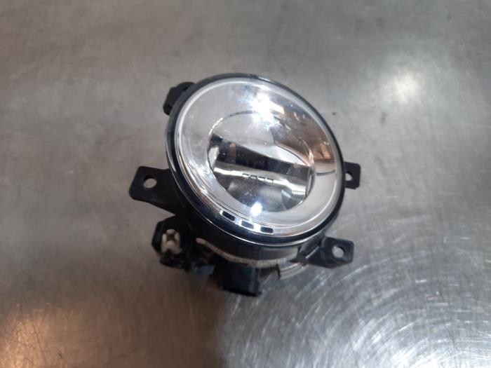 Feu antibrouillard avant gauche Infiniti QX70