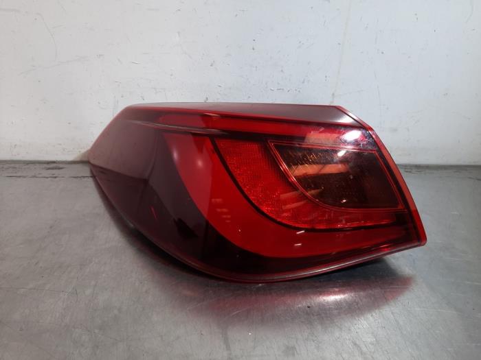 Feu arrière gauche Infiniti QX70