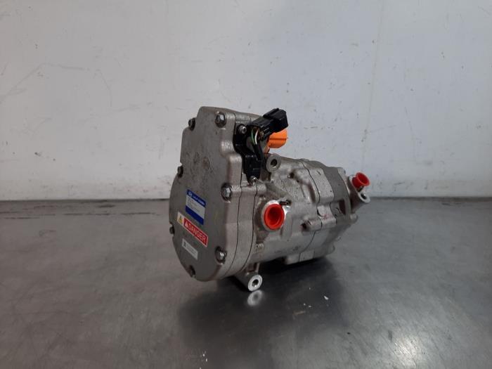 Pompe clim Hyundai Kona