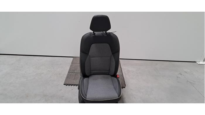 Siège droit Renault Clio