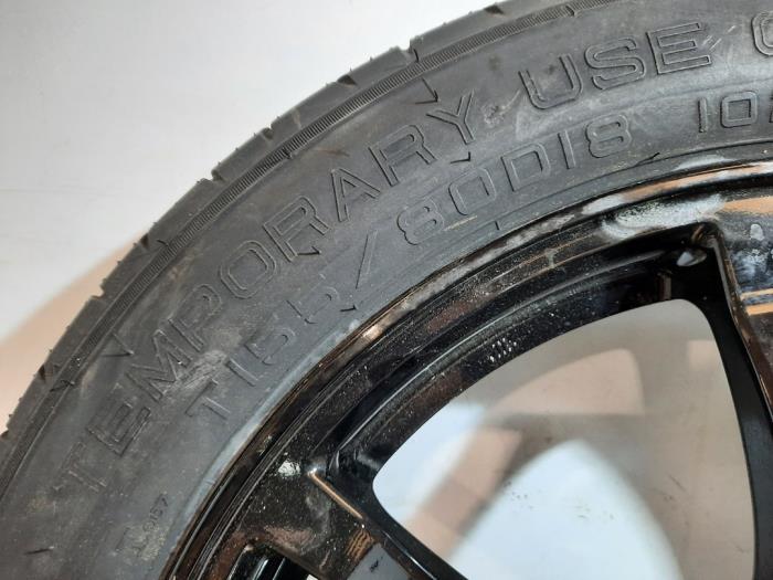 Roue galette Infiniti QX70