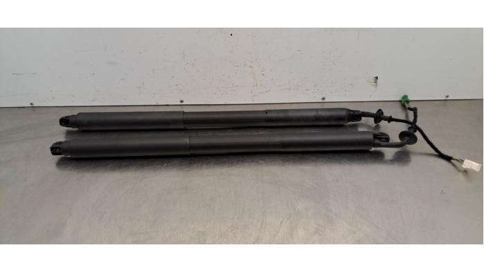 Kit amortisseur couvercle coffre Opel Astra