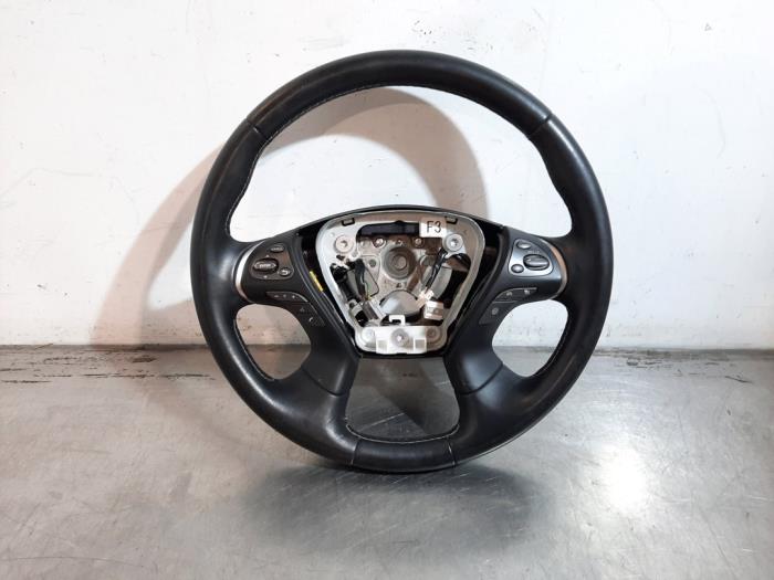 Volant Infiniti QX70