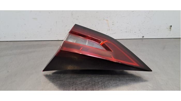 Feu arrière droit Nissan Juke