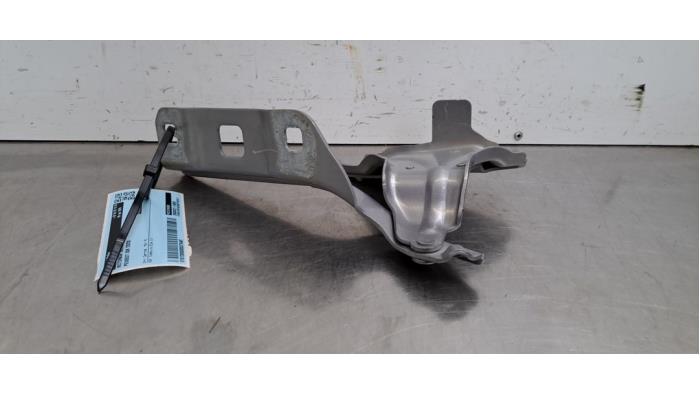 Charnière capot Peugeot 308