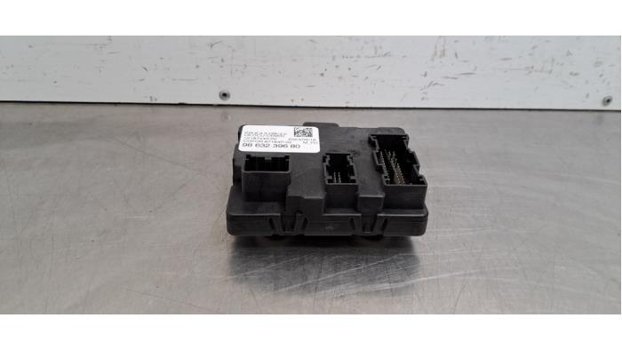 Module verrouillage central des portes Peugeot 308