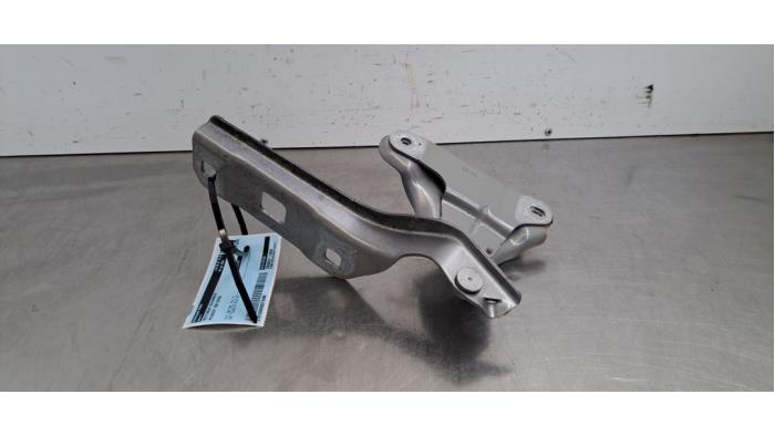 Charnière capot Peugeot 308