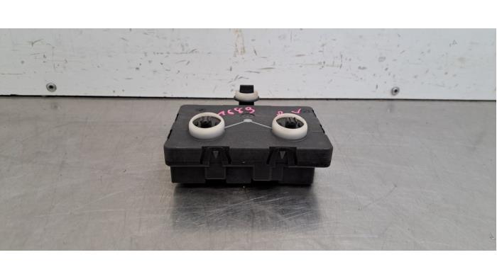 Module verrouillage central des portes Peugeot 308