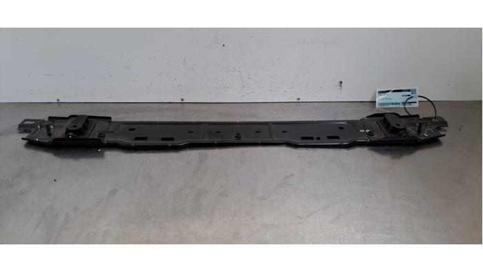 Barre radiateur Peugeot 308