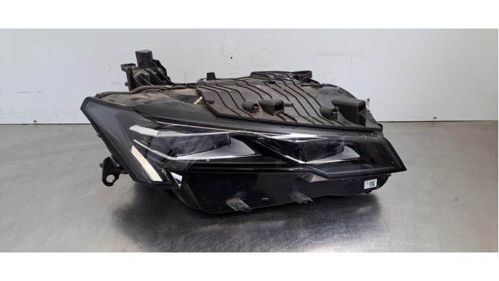 Phare droit Peugeot 308