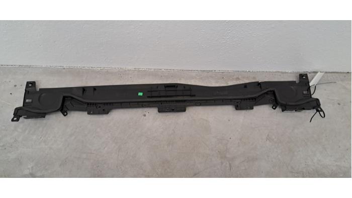 Panneau avant Peugeot 308