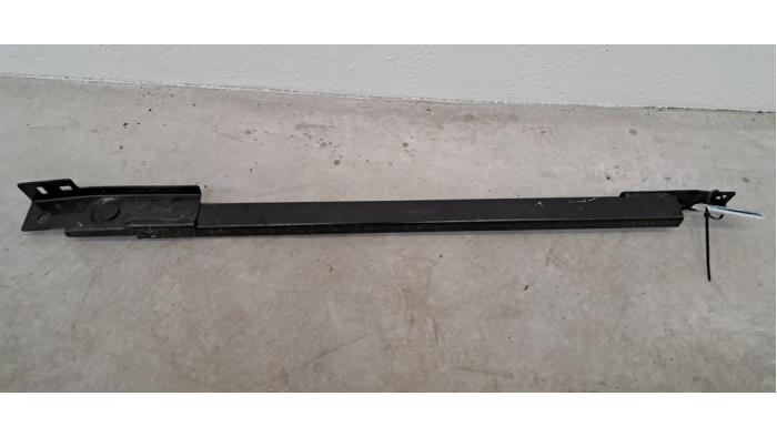 Barre transversale avant Opel Astra