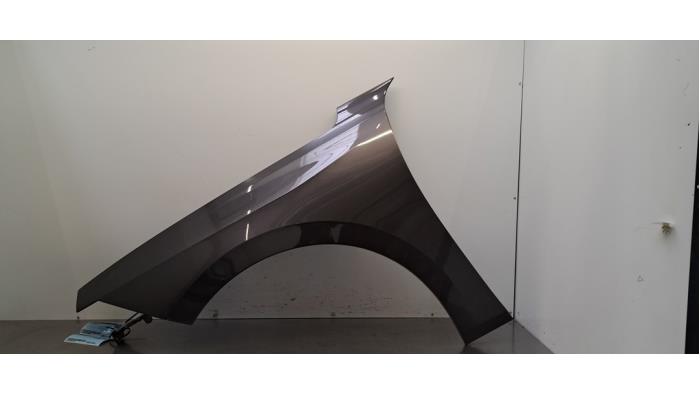 Aile avant droite Opel Astra